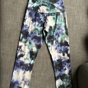lululemon Blue and Green Tie-Dye Leggings